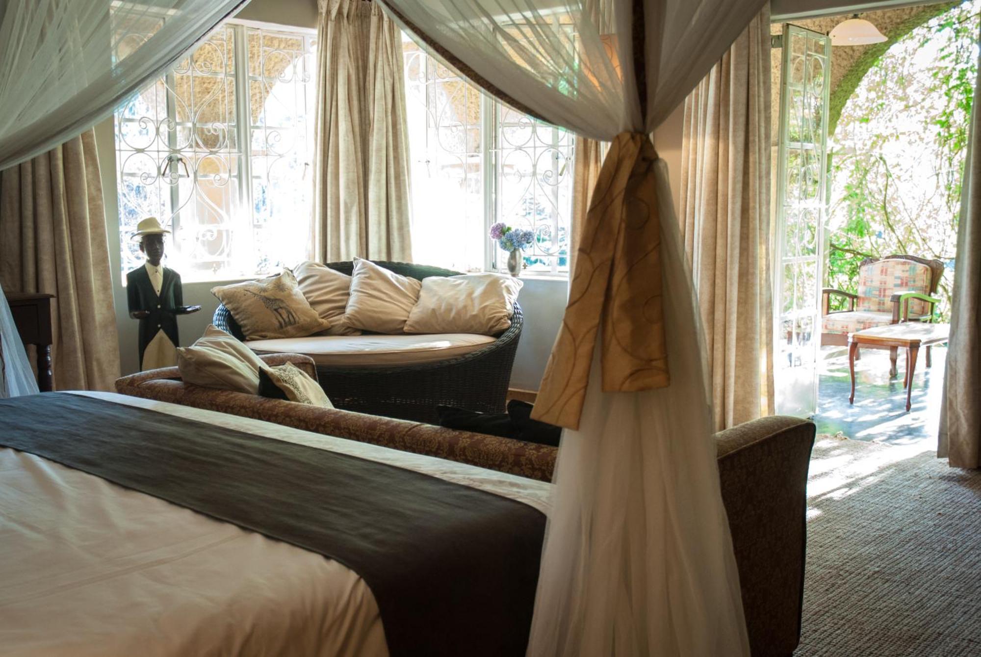 Huntingdon House And Chawani Bungalow Thyolo ภายนอก รูปภาพ